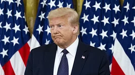 Новый страх ИИ-индустрии рассорил Кремниевую долину и Белый дом