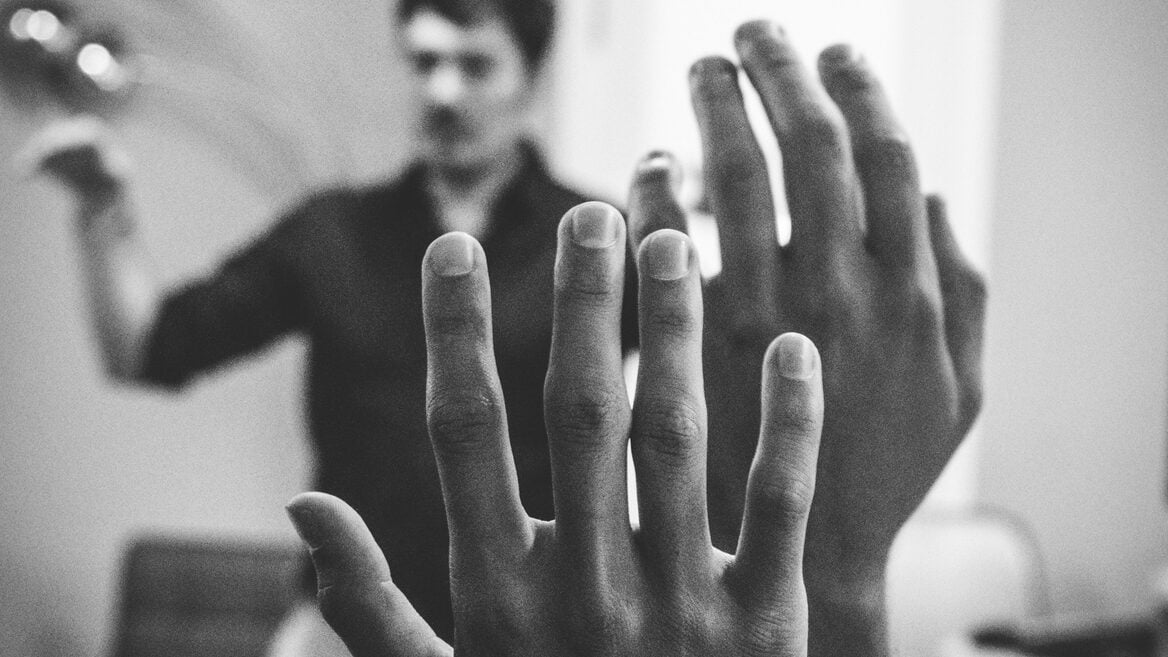 У нас адмена: Gartner кажа што палова кампаній якія хацелі замяніць людзей на ШІ вельмі хутка перадумаюць