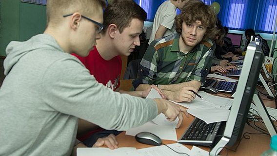 Россияне выиграли V Открытый чемпионат БГУИР по программированию 