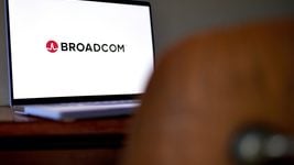 Broadcom сокращает 1300 сотрудников VMware, которую купила год назад