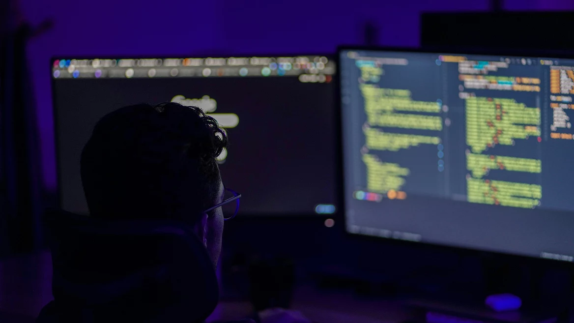 Создатель Claude Code говорит что ИИ&nbsp;затронет каждого чья работа связана с&nbsp;компьютерами&nbsp;— и&nbsp;это будет «болезненно»