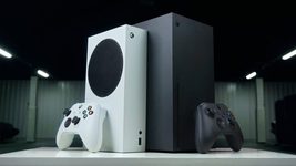 Microsoft не будет поднимать цены на Xbox вслед за Sony