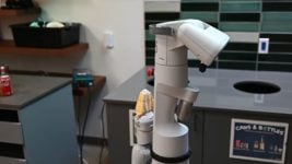 В Google появились роботы-официанты для сотрудников