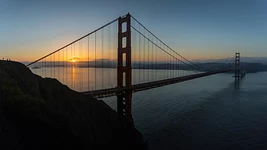 За бортом нейросетевого бума: ИИ-лихорадка в Сан-Франциско сопровождается двукратным ростом увольнений в ИТ