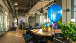 «Стать лидером в мире AI-ориентированных бизнесов». EPAM ожидает рекордную выручку в 2025