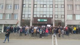 В Минске задержали 25+ студентов БГУИР. Один — в больнице со сломанной лодыжкой 