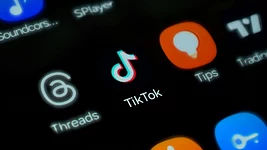 СК усилил контроль за контентом в Threads и TikTok