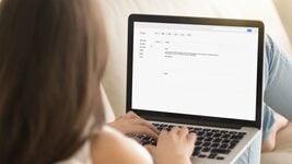 Супрацоўніца OpenAI атрымала працу праз адно паведамленне ў LinkedIn Супрацоўніца OpenAI атрымала працу праз адно паведамленне ў LinkedIn