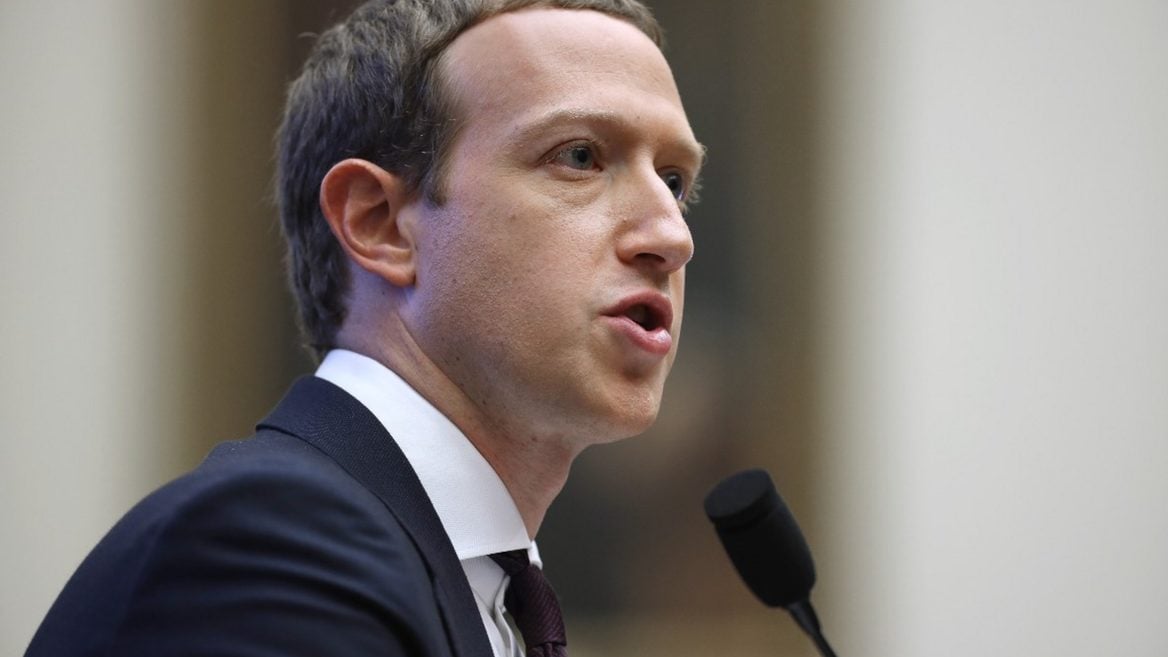 Facebook переплатила $49 млрд из пяти за скандал с Cambridge Analytica только чтобы спасти Цукерберга