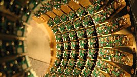 Учёные впервые создали нейросеть на квантовом процессоре 