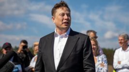 «Если императору Марса вы не нужны»: рекрутеры Amazon и Microsoft подбирают сотрудников Tesla, которые не хотят в офис