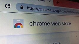 У половины всех расширений для Google Chrome — меньше 16 скачиваний 