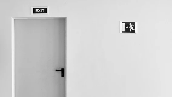 «Стыдно»: сотруднице Block предложили почти вдвое увеличить зарплату, чтобы она осталась после массовых увольнений. Всё равно ушла