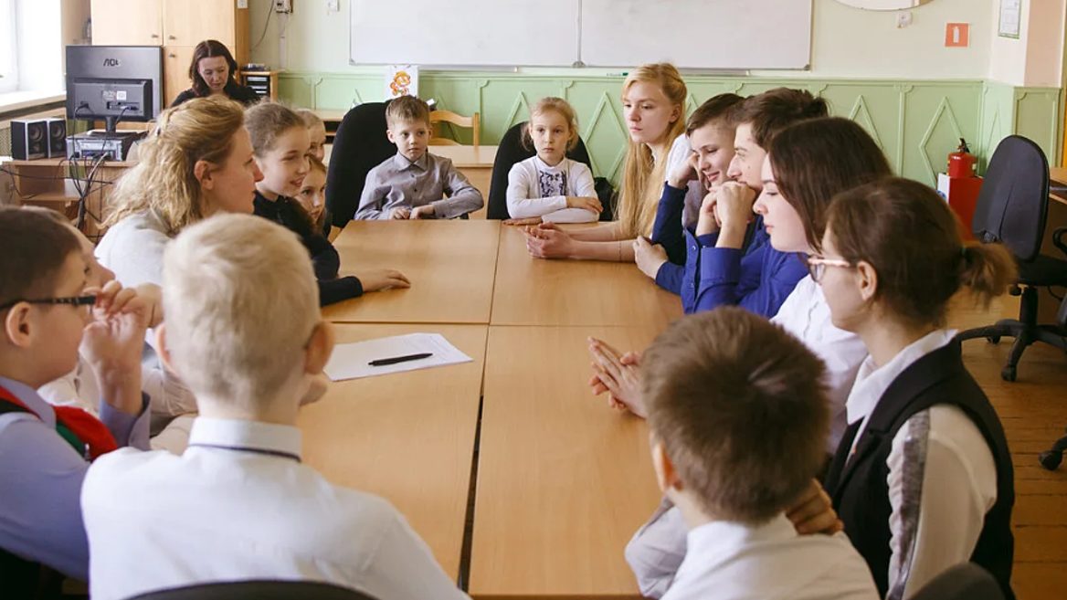 Учитель рб. Учителя Белоруссия. Учителя РБ. Иван учитель Беларусь. Teachers Belarus.