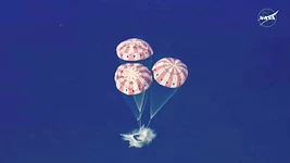 Астронавты лунной миссии Artemis II вернулись на Землю