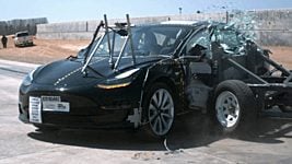 Tesla Model 3 получила наивысший рейтинг безопасности после краш-тестов (видео) 