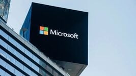 Microsoft уволит тысячи сотрудников из-за растущих расходов на ИИ Microsoft уволит тысячи сотрудников из-за растущих расходов на ИИ