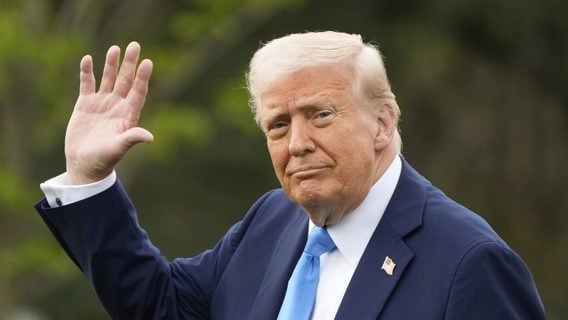 Компании спрашивают ИИ, как им пережить торговую войну Трампа