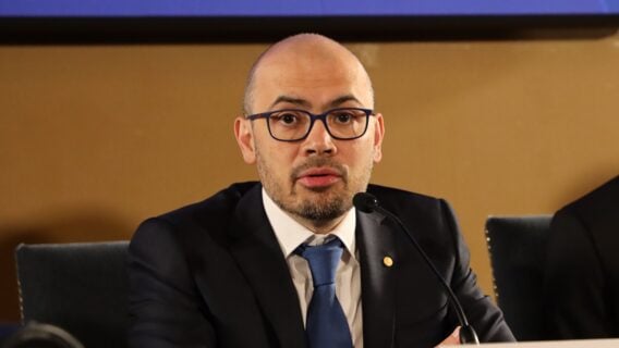 CEO Google DeepMind: с ИИ будем «колонизировать галактику» уже через пять лет