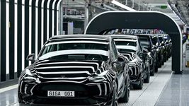 Tesla сворачивает производственные планы в Германии
