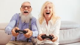 Исследование: всё больше людей «за 50» играет в видеоигры