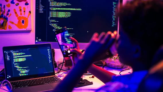 Meta прымушае супрацоўнікаў выкарыстоўваць ШІ. Вось якія планкі