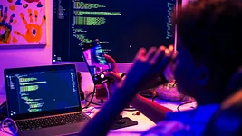 Meta прымушае супрацоўнікаў выкарыстоўваць ШІ. Вось якія планкі