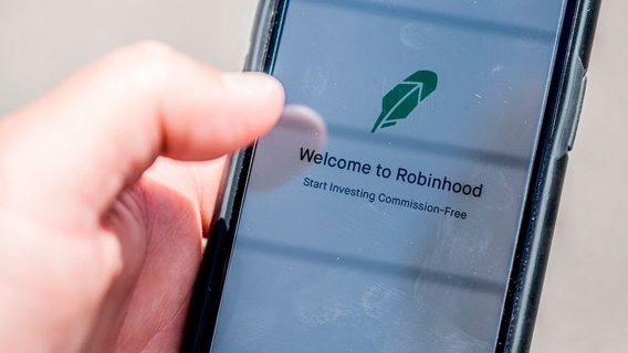 Реддиторы подали в суд на Robinhood, Конгресс готовит слушания, Google «вытягивает» рейтинг