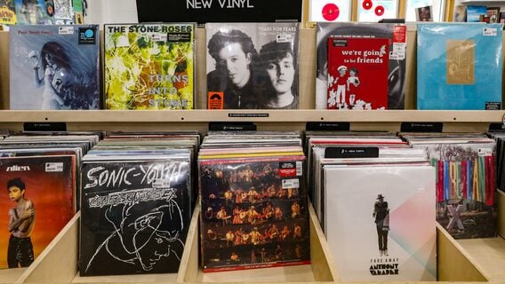 «Адчуць нешта рэальнае». Чаму ў эпоху Spotify айцішнікі выдаткоўваюць грошы на вініл