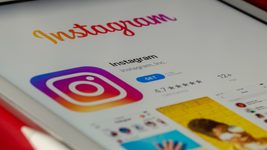 Instagram больше не будет приложением для обмена фото. Соцсеть решила меняться
