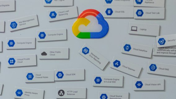 Google провела сокращения в облачном подразделении, чтобы вкладываться в ИИ