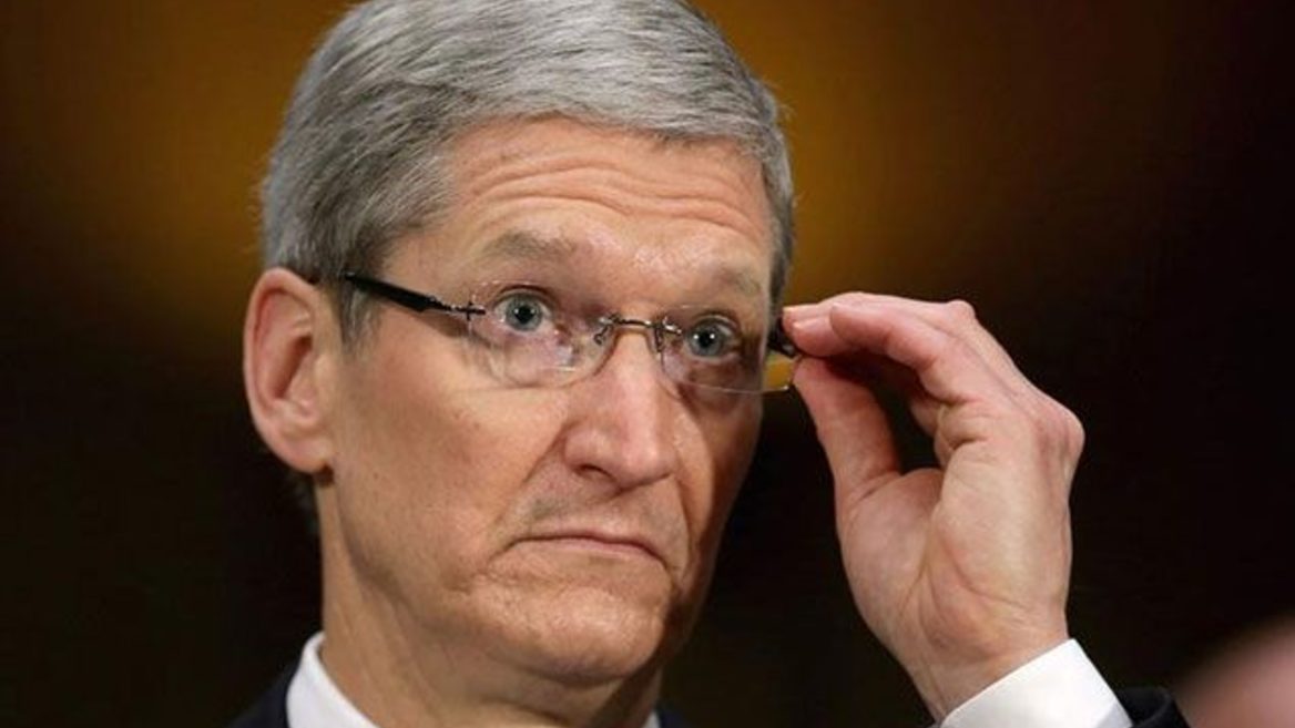 FT: Тим Кук давил на инженеров Apple чтобы быстрее выпустить AR-гарнитуру