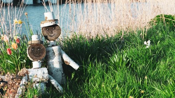 «Пішу былому канструктыўна». Якія AI выкарыстоўваюць у Беларусі (дзе нельга ChatGPT) праграміст, капірайтар, мастак, адзінокая маці і іншыя